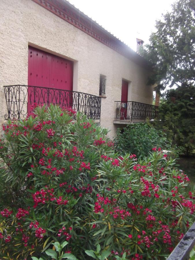 Appartement 48 M2 Avec Jardin Au Rdc Dans Villa A 5 Min A Pied Des Thermes De Vernet-Les-Bains, Location De Samedi A Samedi Exteriör bild