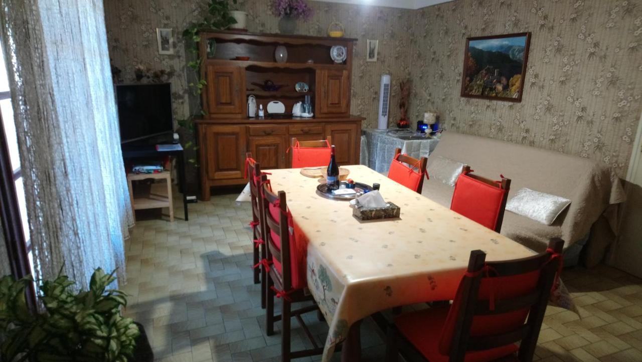 Appartement 48 M2 Avec Jardin Au Rdc Dans Villa A 5 Min A Pied Des Thermes De Vernet-Les-Bains, Location De Samedi A Samedi Exteriör bild